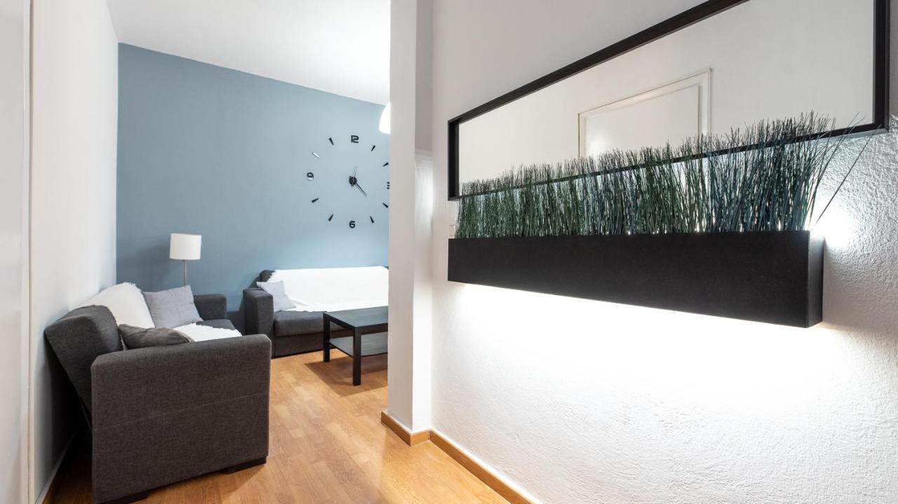 Aelia Apartment Артеміда Екстер'єр фото