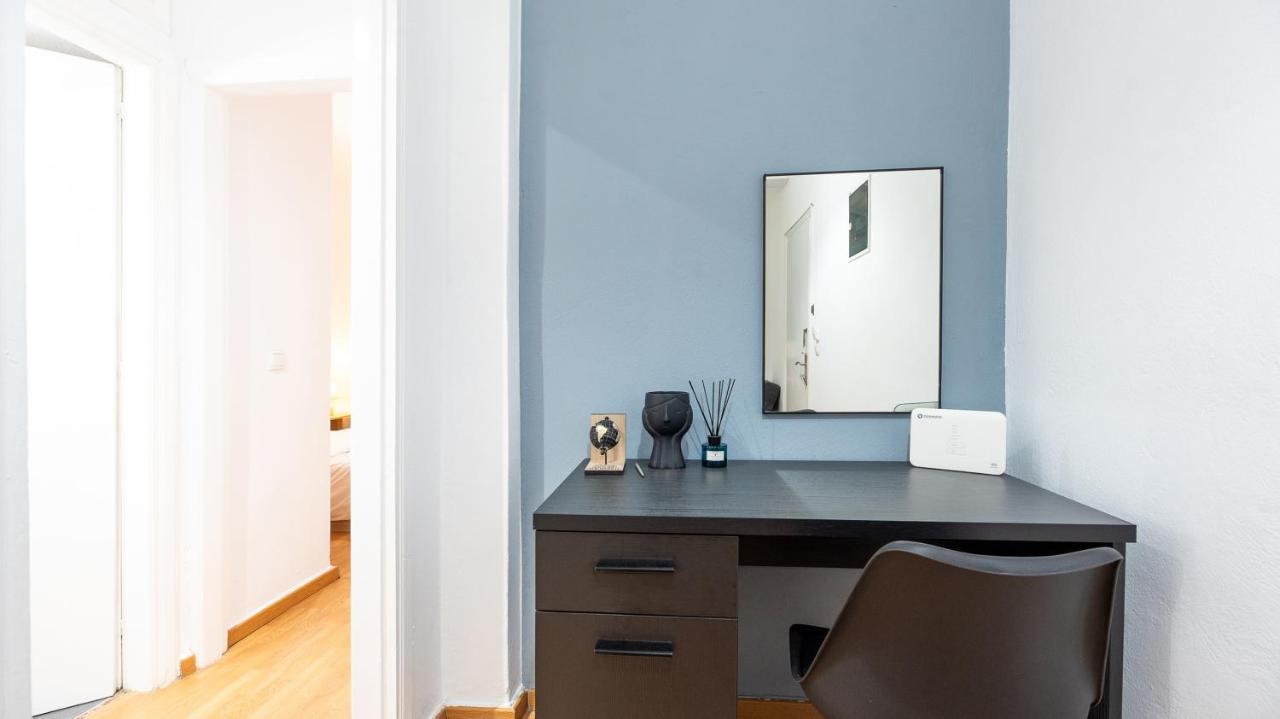 Aelia Apartment Артеміда Екстер'єр фото